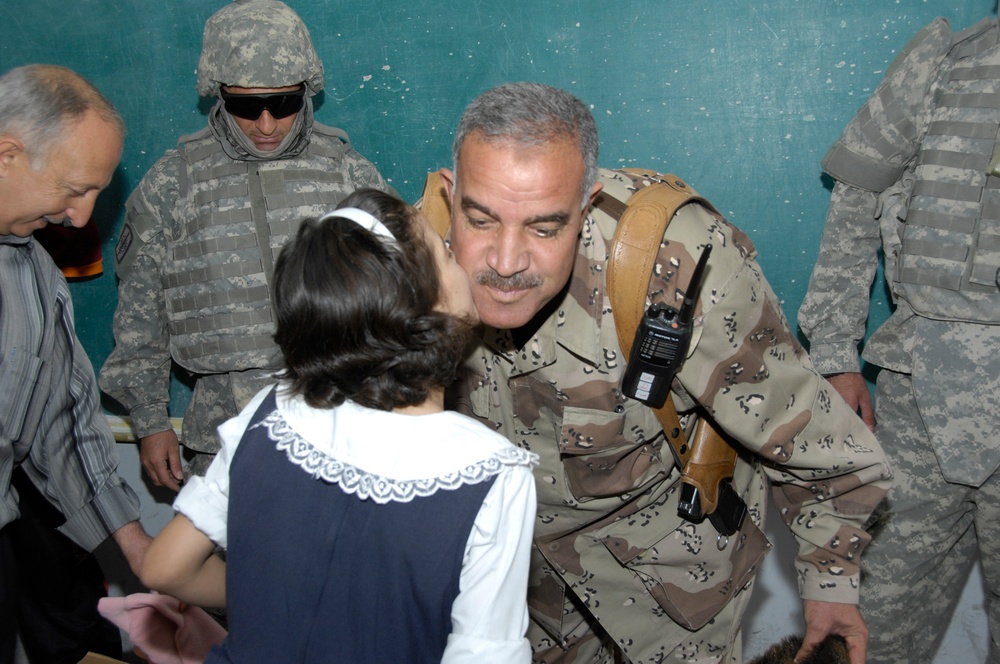 Helping Children in Mosul