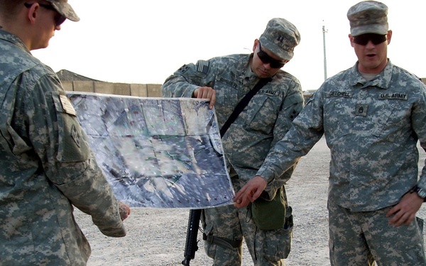 MiTT Soldiers assist, mentor Iraqi Army leaders