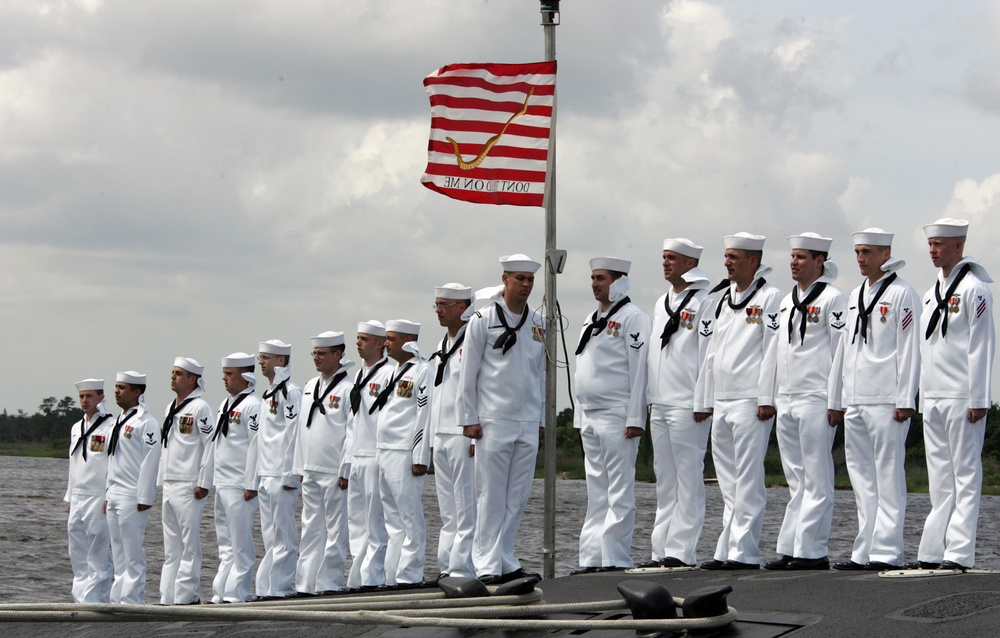 Commissioning of USS North Carolina