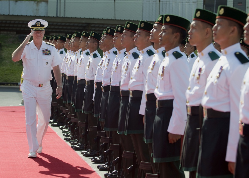 Welcome ceremony at the Ministry of Defense - Brunei