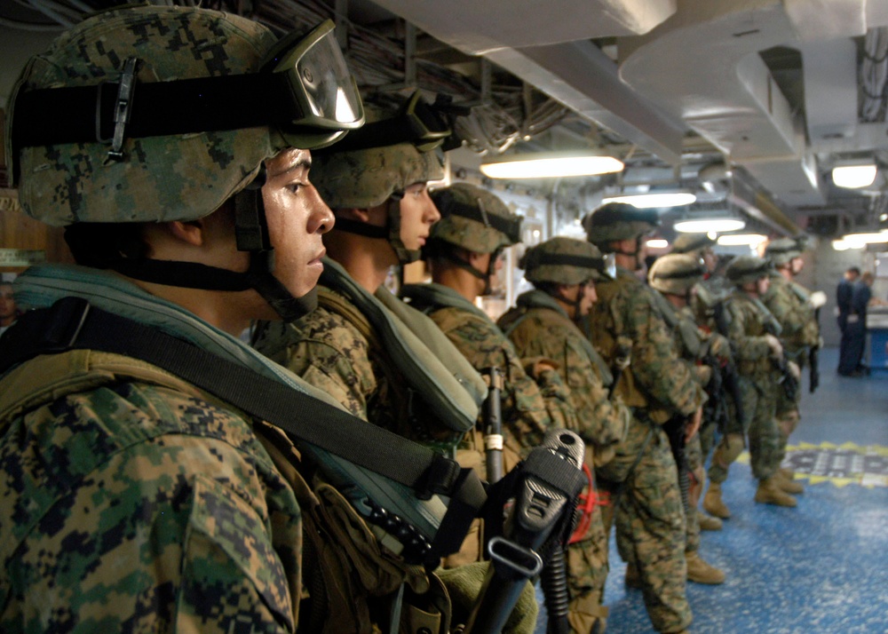 Marines conduct maritime interdiction operations during exercise aboard USS Nashville