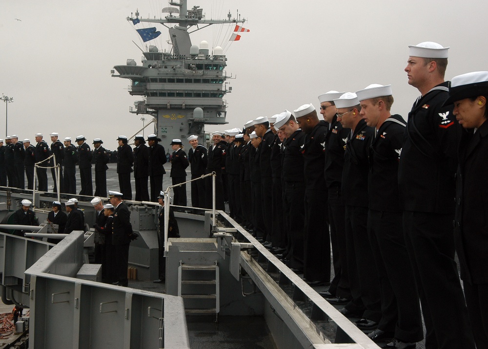 USS George Washington gets underway for deployment