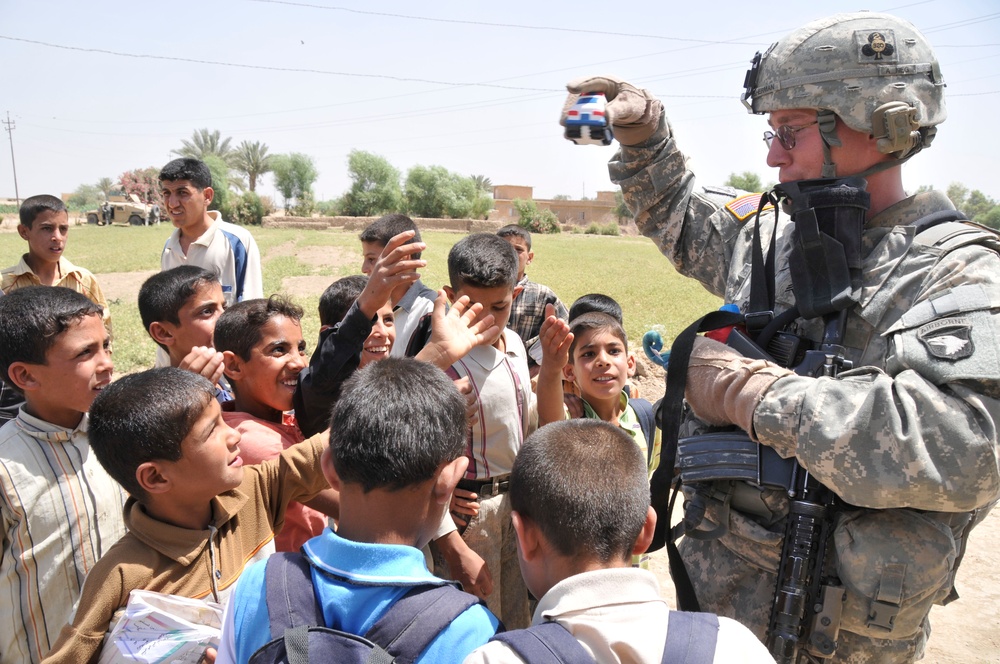 Iraqi, U.S. Forces  Provide Much Needed Assistance to Local Village