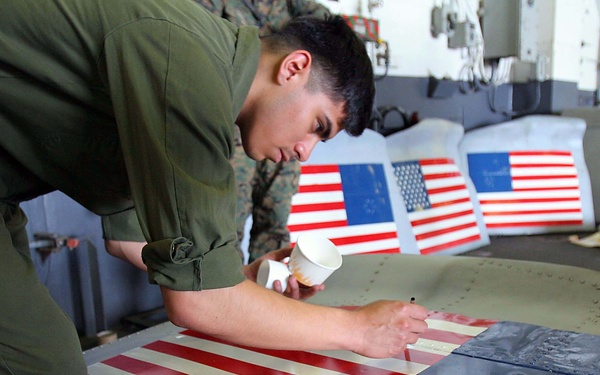 Cyclone Nargis relief work by USS Essex