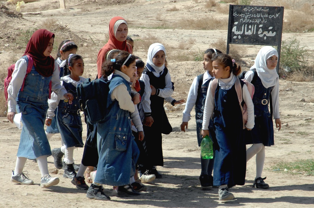 Iraqi girls walking to school