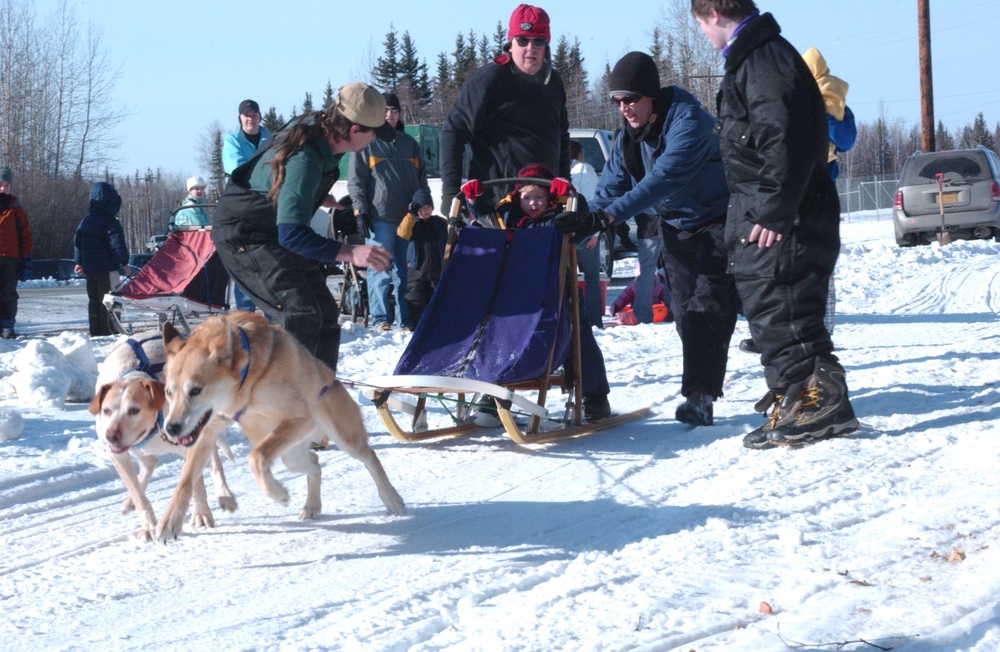 Soldiers, families participate in Morale Welfare Recreation events marking final weekend of season