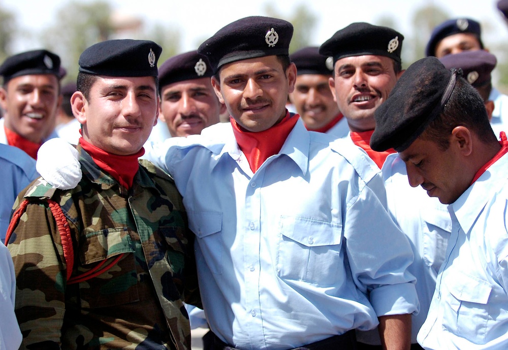 Over 300 Sons of Iraq graduate Iraqi Police training in Kirkuk