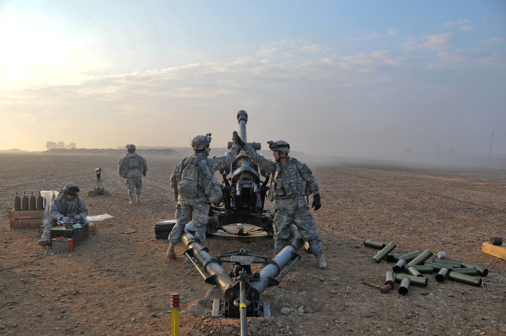 101st Airborne artillery fires shells in support of Operation Fulton Harvest