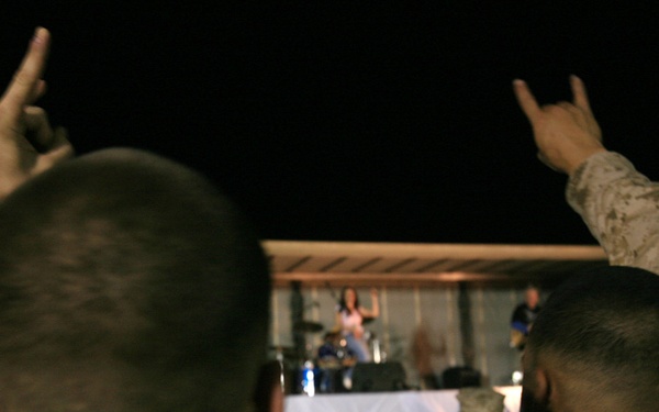 Saloonatics perform Rock 'n' Roll tribute for service members