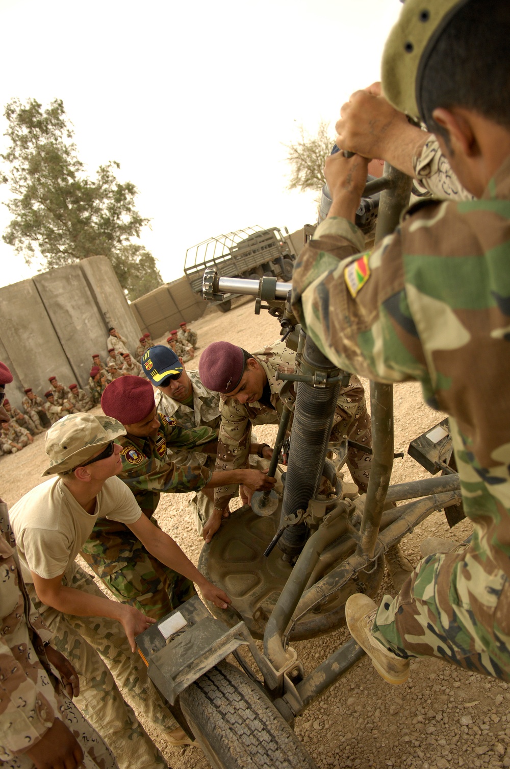 DVIDS Images Iraqi Army Artillery Training [Image 6 of 7]