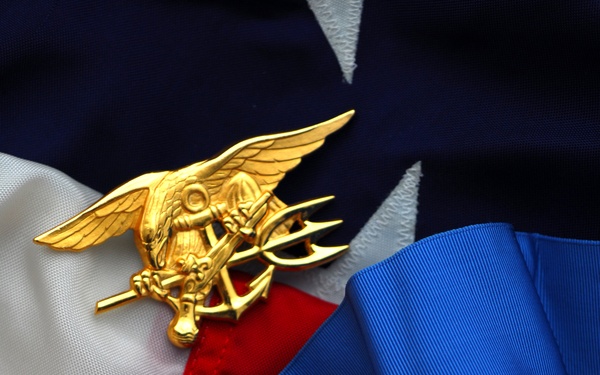 Navy SEAL Receives Medal of Honor
