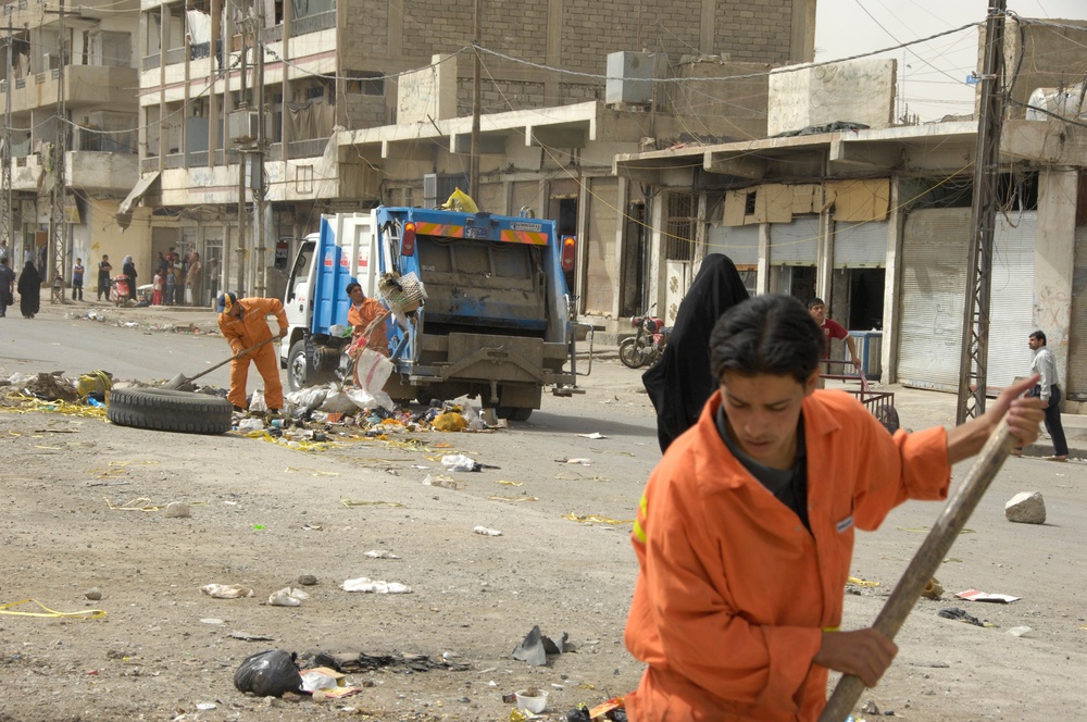 Mosul Street Clean Up