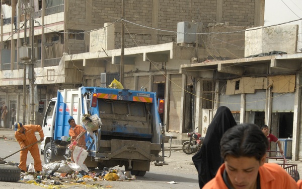 Mosul Street Clean Up