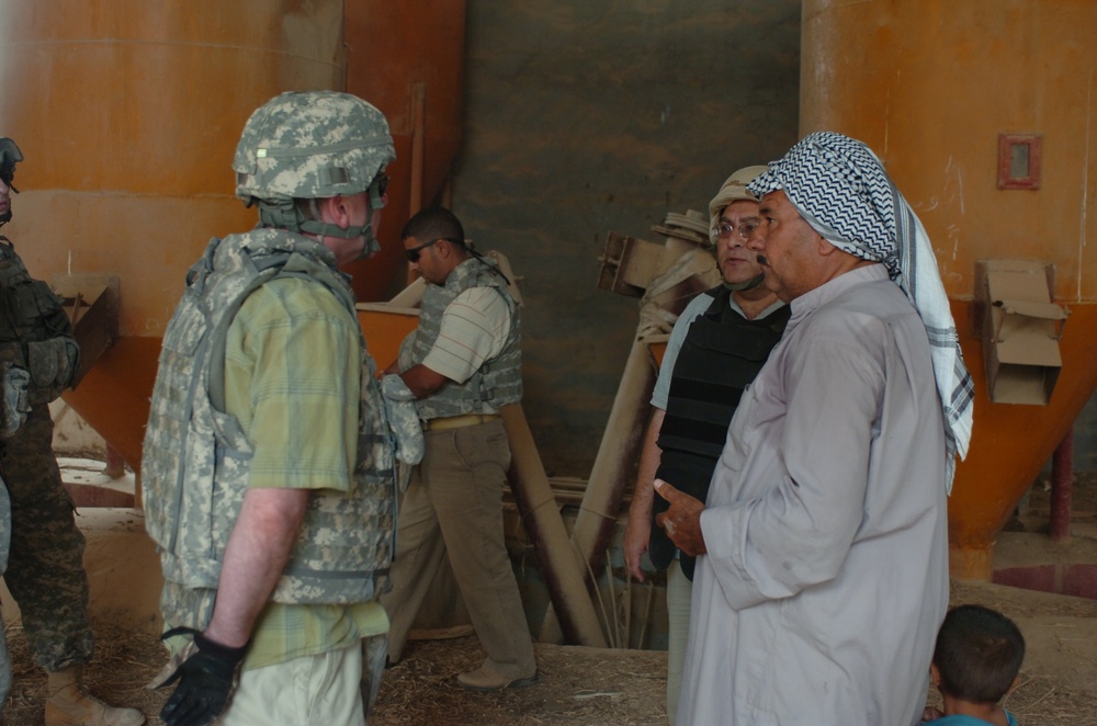 Coalition helps Sayafiyah feed mill owner