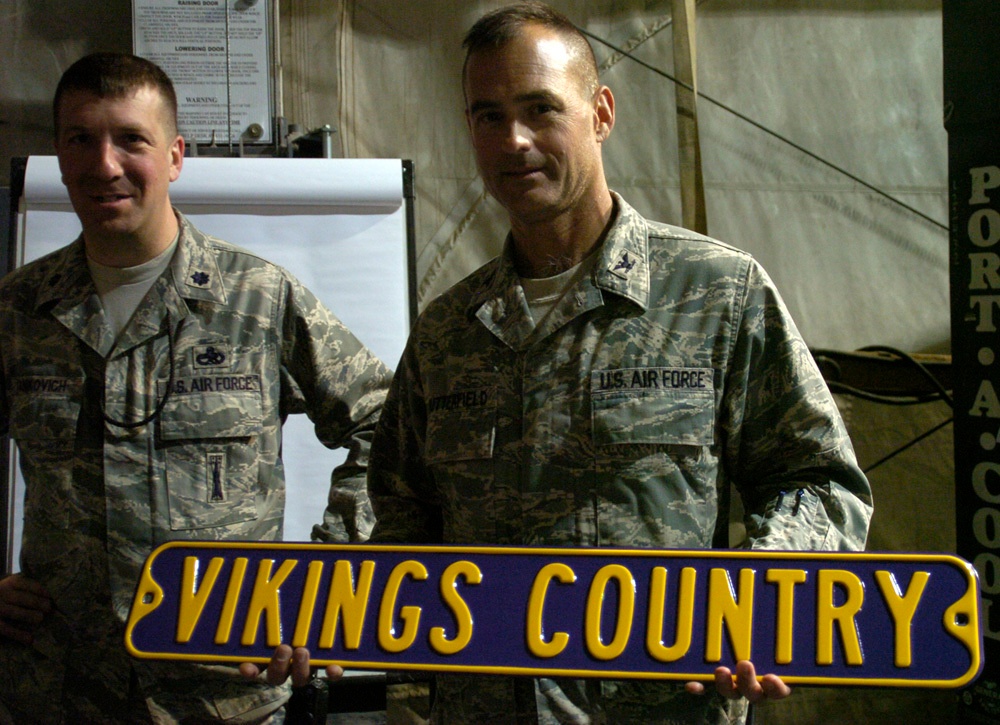 Cheers hit heart of Bagram
