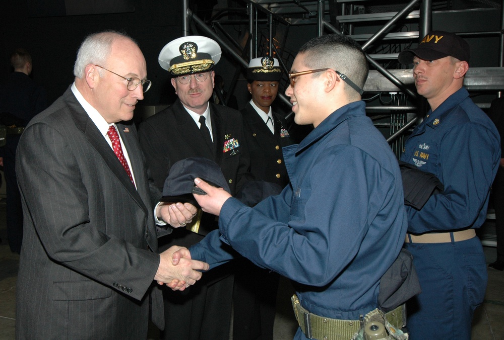 DVIDS - Images - Vice President Dick Cheney visits Naval Station