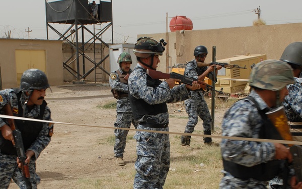National policemen conduct tactical clearance training