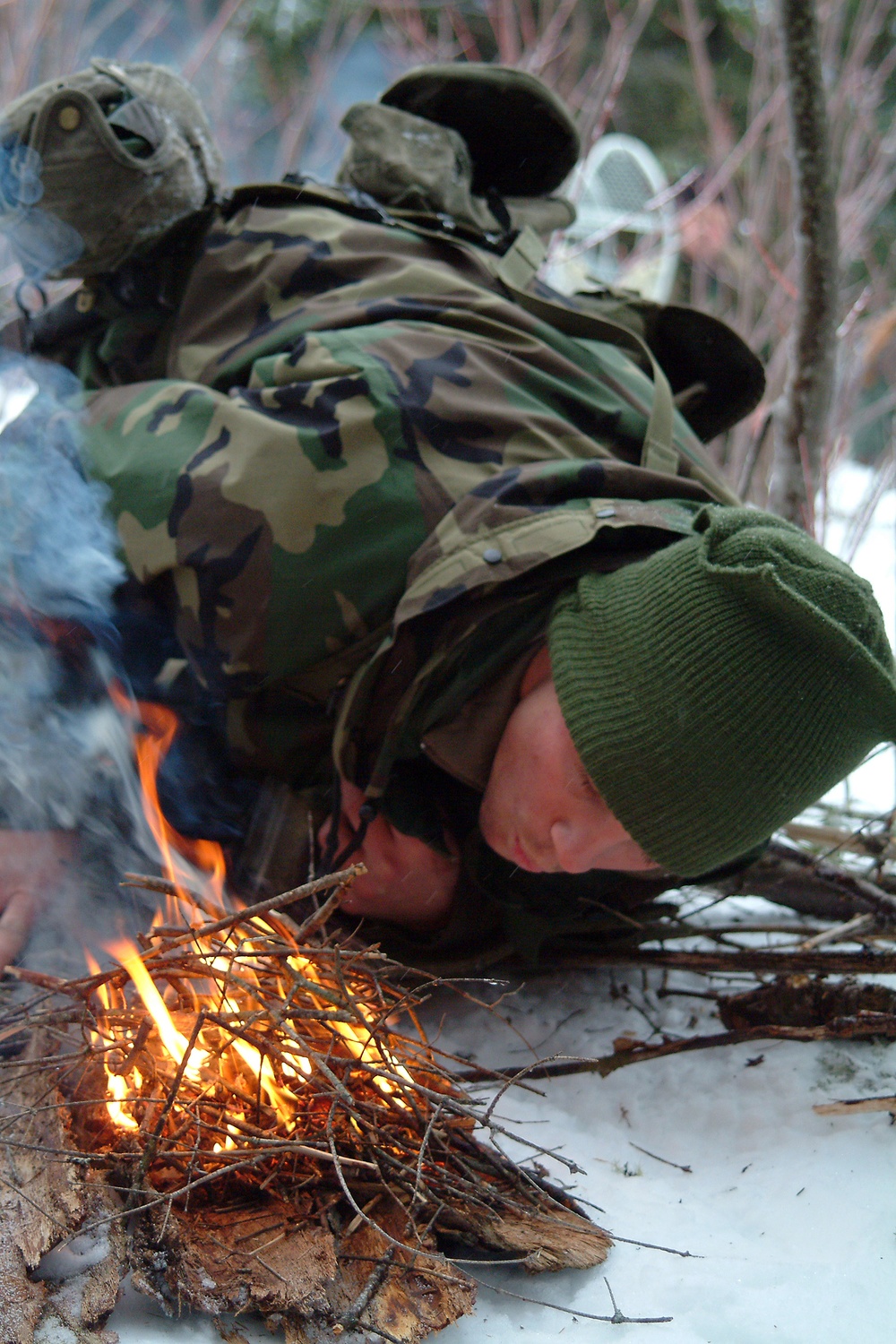 Sailors learn evasion and survival skills in Maine
