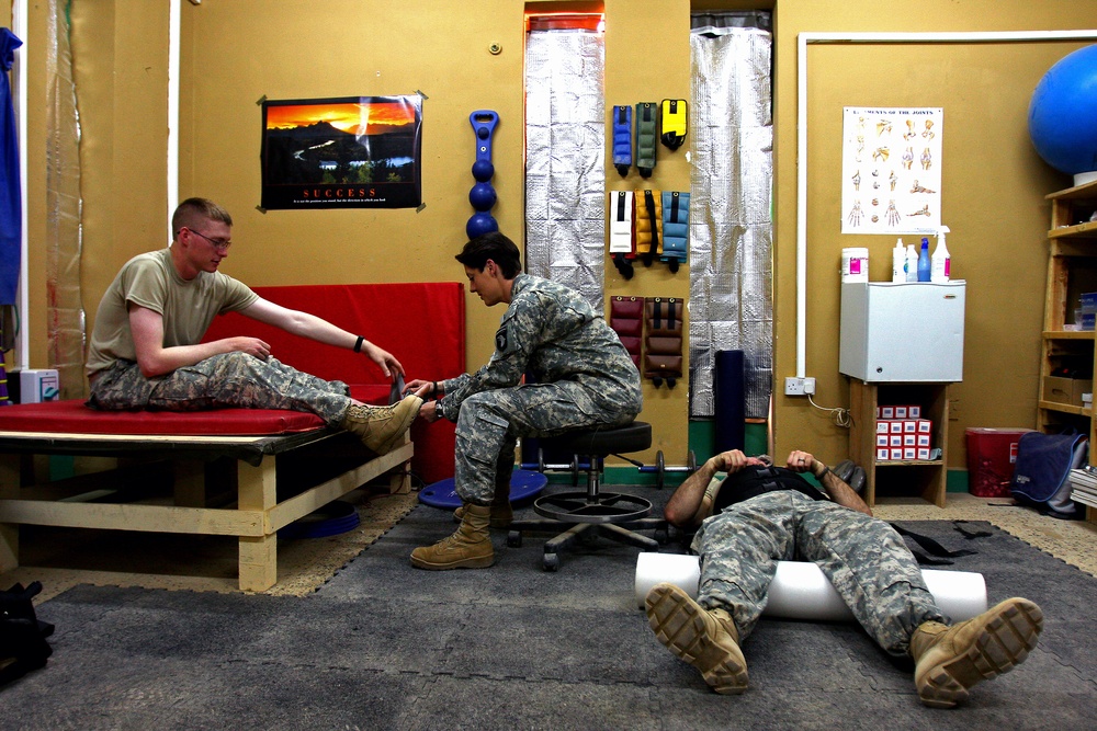 Bastogne Physical Therapists Keep Soldiers on Their Feet