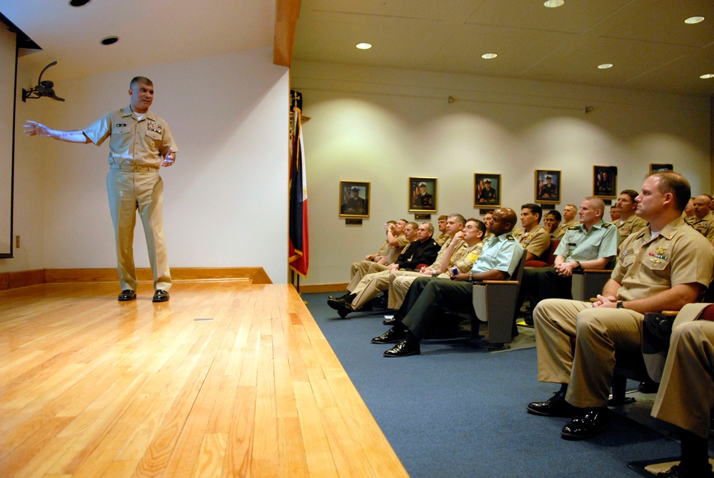 Baltimore-Washington Metropolitan First Class Petty Officer Association Leadership Seminar