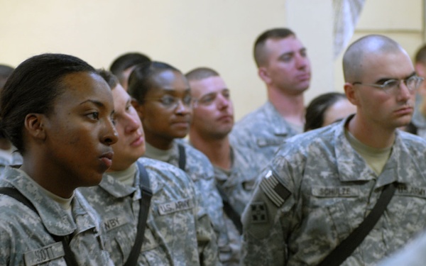 1st BCT senior NCO speaks to Raider Soldiers to stay Army Strong