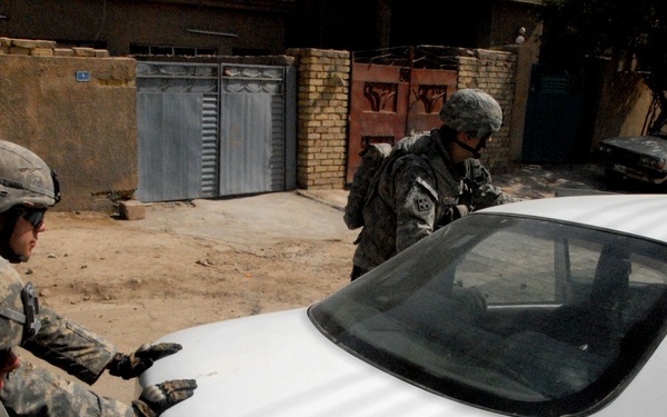 Comanche Troop maintains security in Abu T'shir