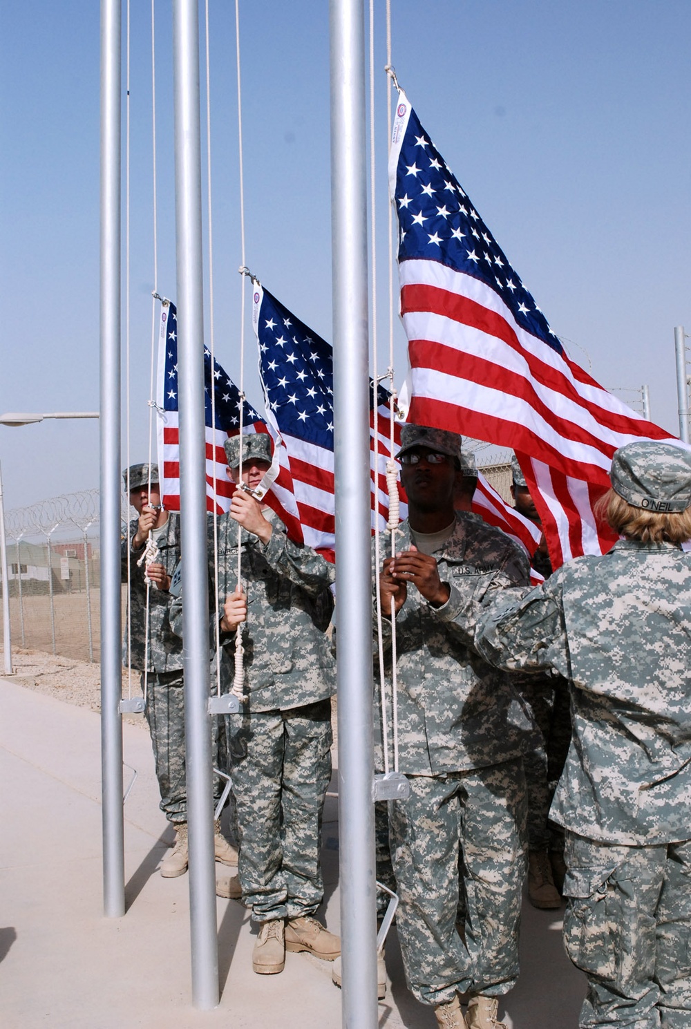 MND-B Soldiers remember fallen heroes, comrades