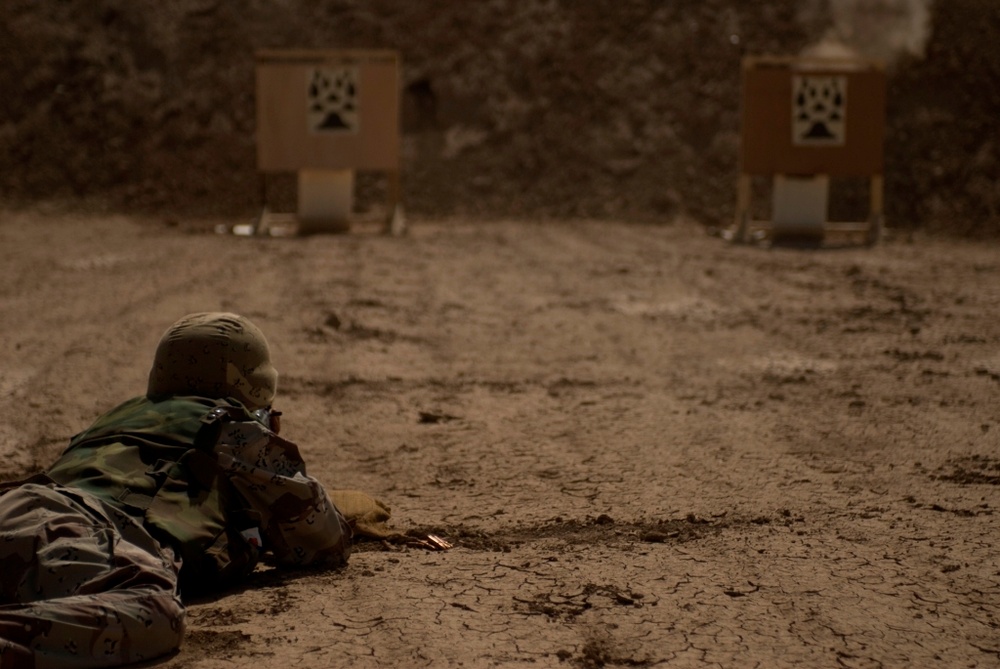 Iraqi Soldiers Train at FOB Delta