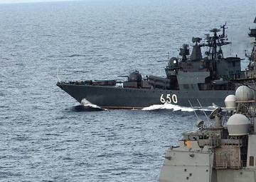 U.S., Russian ships cruise the Mediterranean