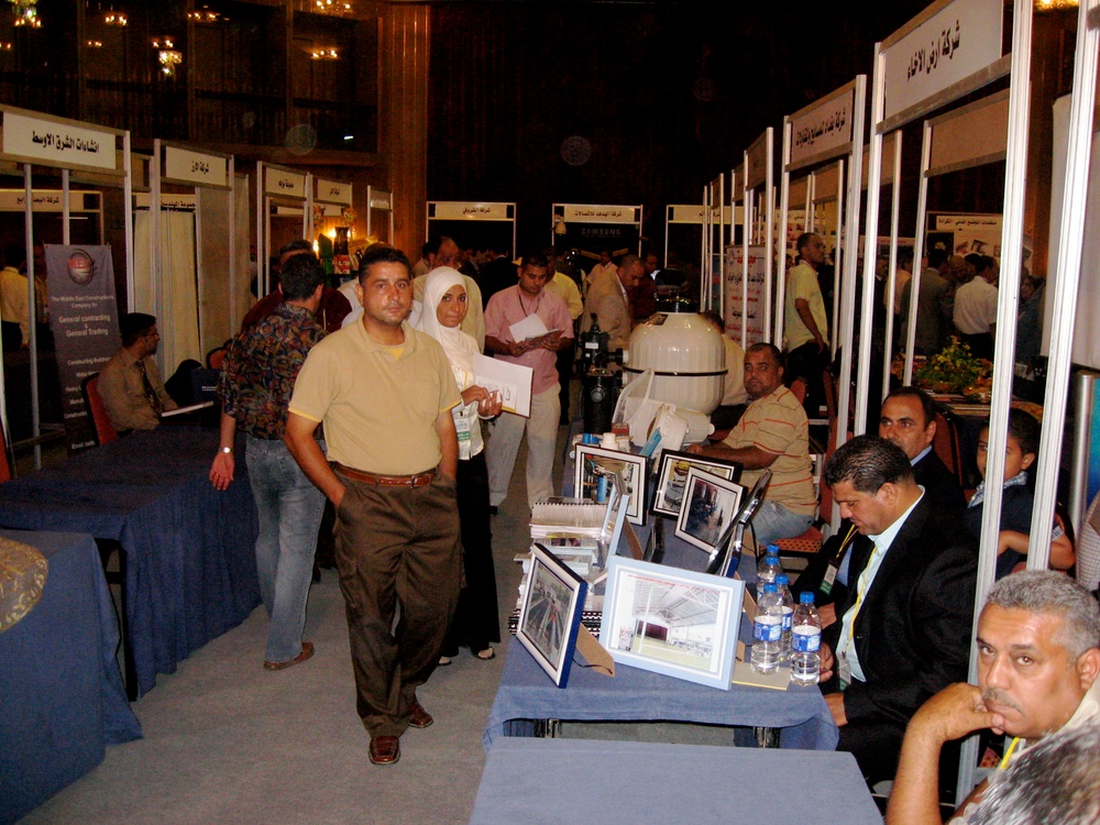 Iraqi businesses display wares at expo