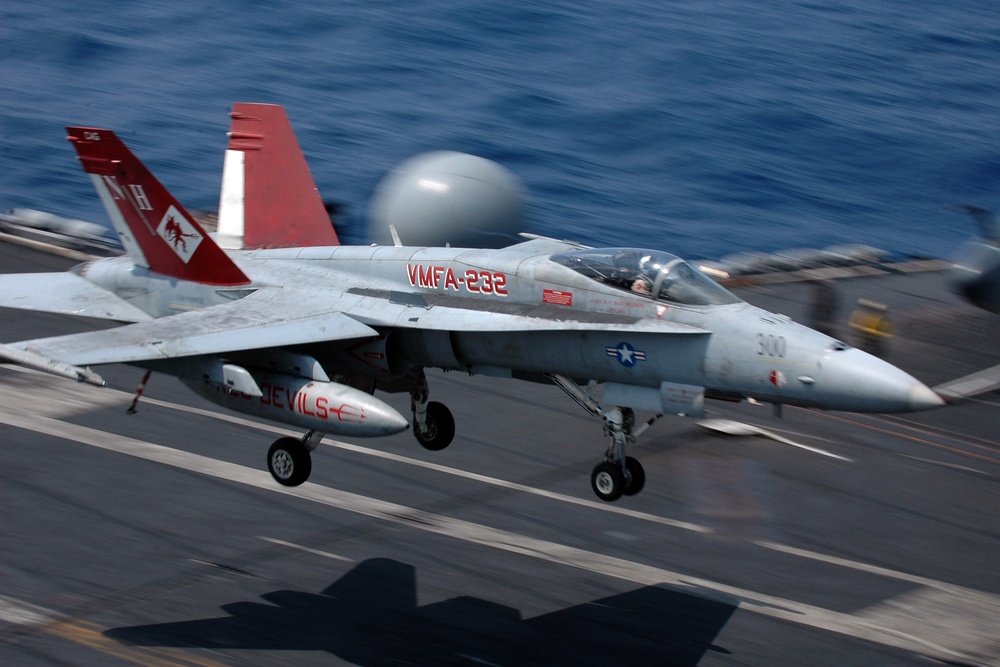 Hornet lands on aircraft carrier