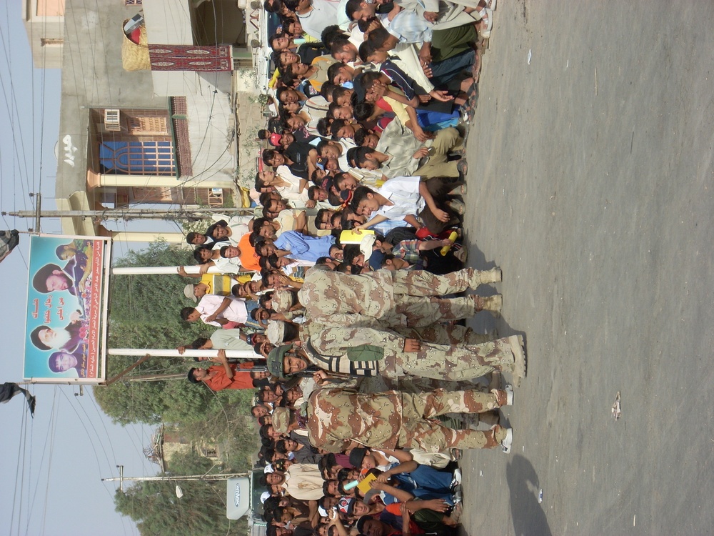 Iraqi Army Recruiting in Basra