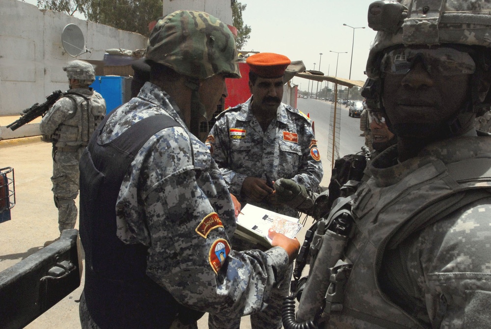 Uniform, standards, discipline:  Raider Brigade Combat Team takes look at Iraqi NCO corps