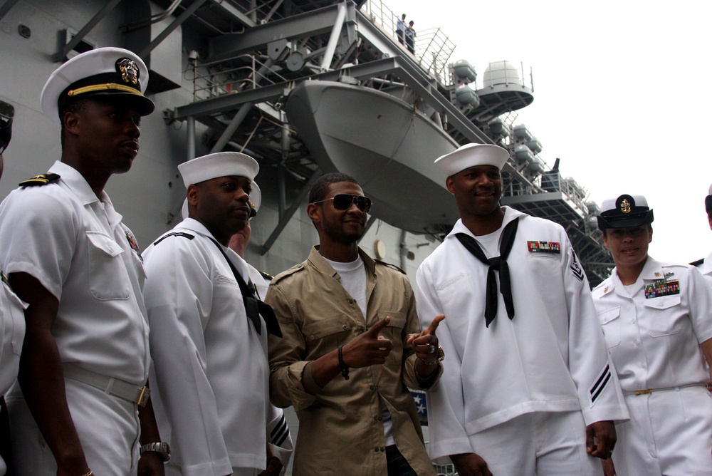 Usher Visits Sailors During Fleet Week