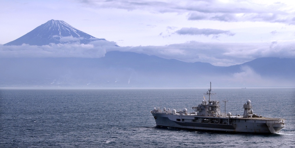 USS Blue Ridge passes Mt. Fuji