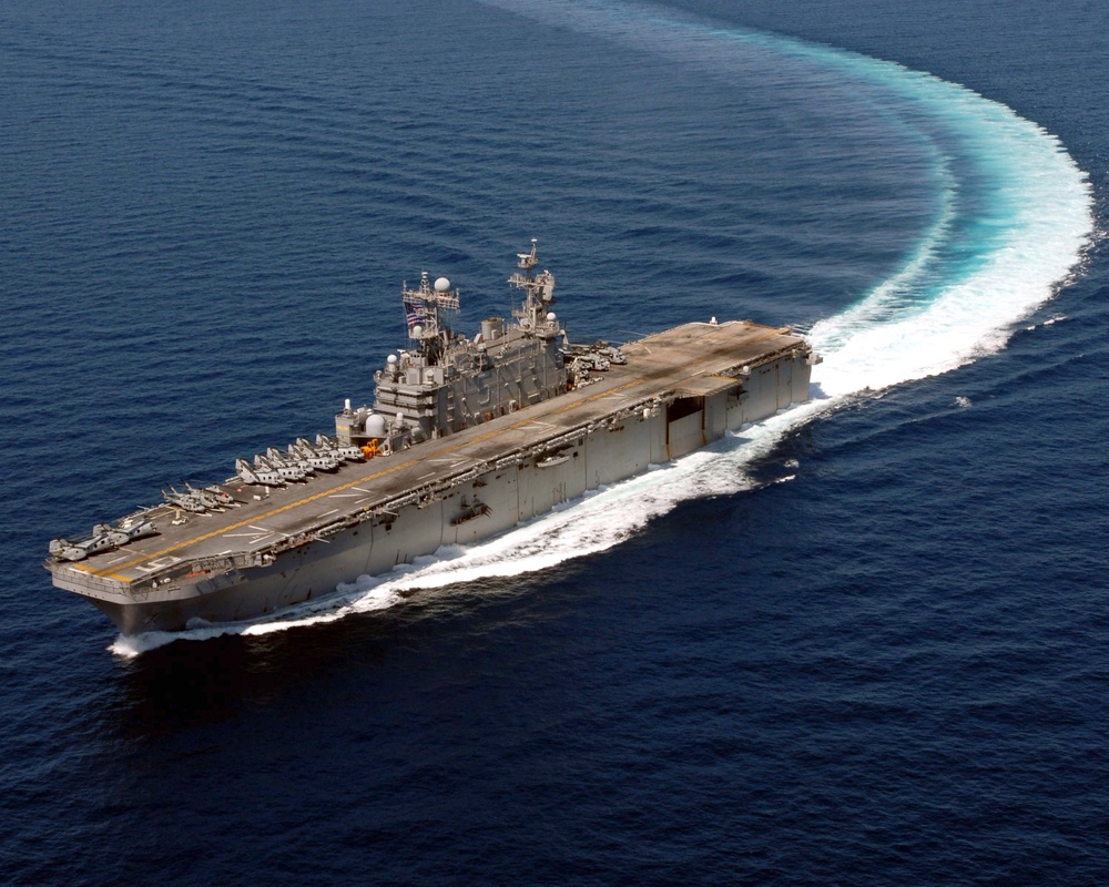 USS Peleliu in South China Sea