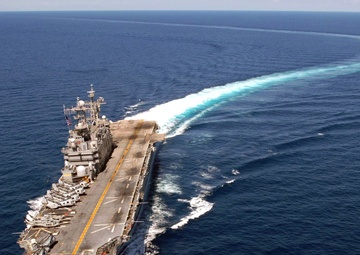 USS Peleliu in South China Sea