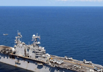 USS Peleliu in South China Sea