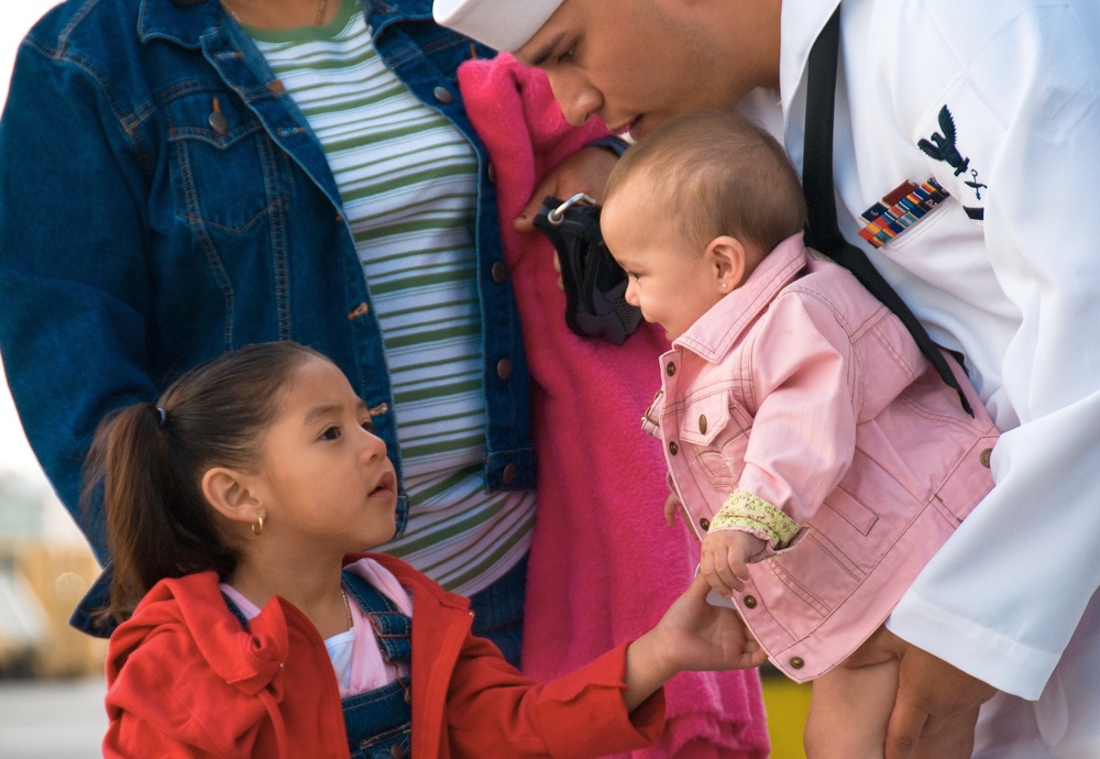 Pacific Partnership 2008 to provide humanitarian aid