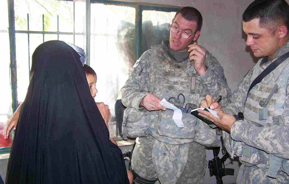 Medics Provide Health Care to Kamaliyah Citizens