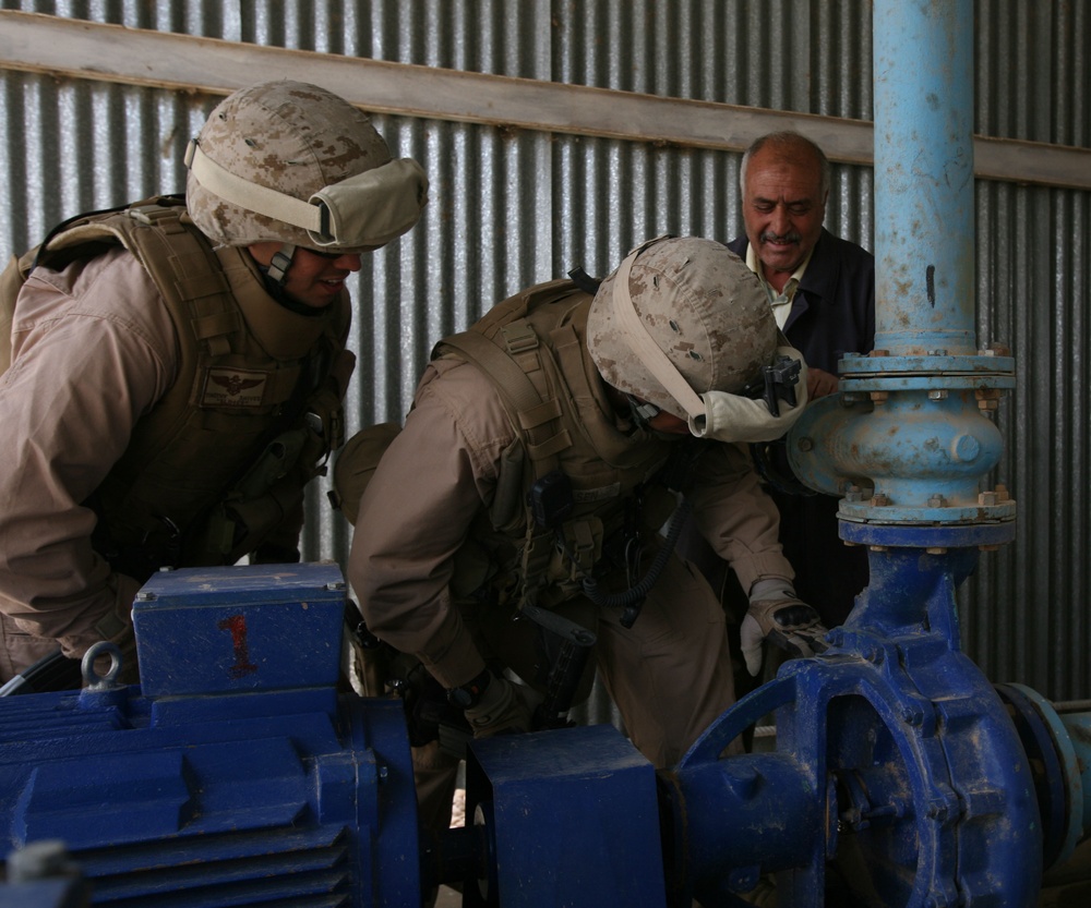 Buying a better tomorrow: CLB-6 dispersing, CAG use money as a weapon in Haditha Triad