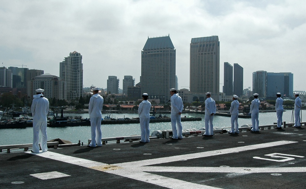 USS Tarawa embarks on deployment