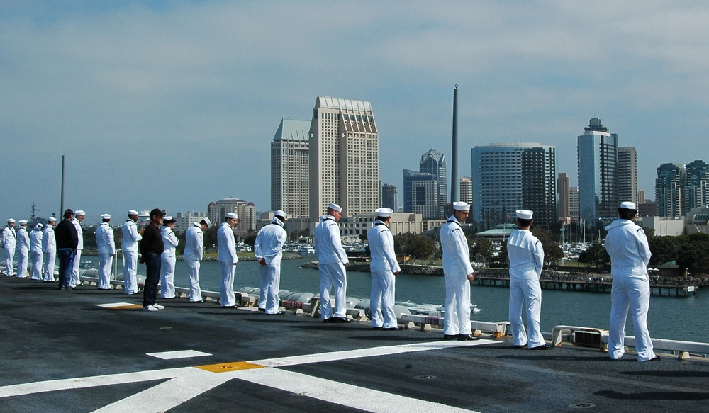 USS Tarawa embarks on deployment