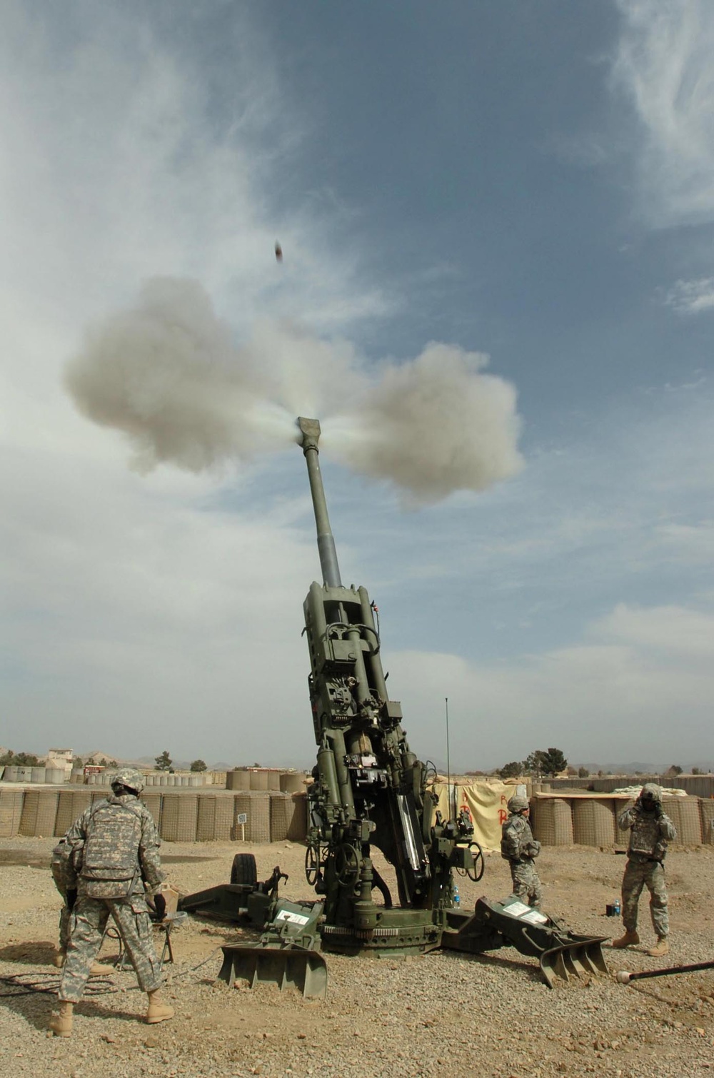 Howitzer training session in Afghanistan