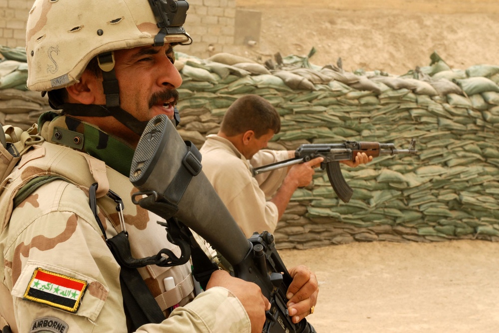 Iraqi army conduct training for 1st Sadr City Neighborhood Guard recruits