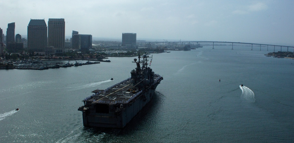 USS Tarawa returns home one final time