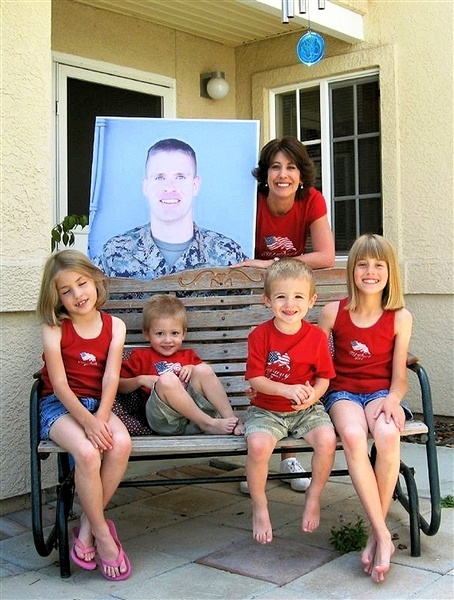 America Supports You: Mouse Click Closes Distance Between Troops, Families