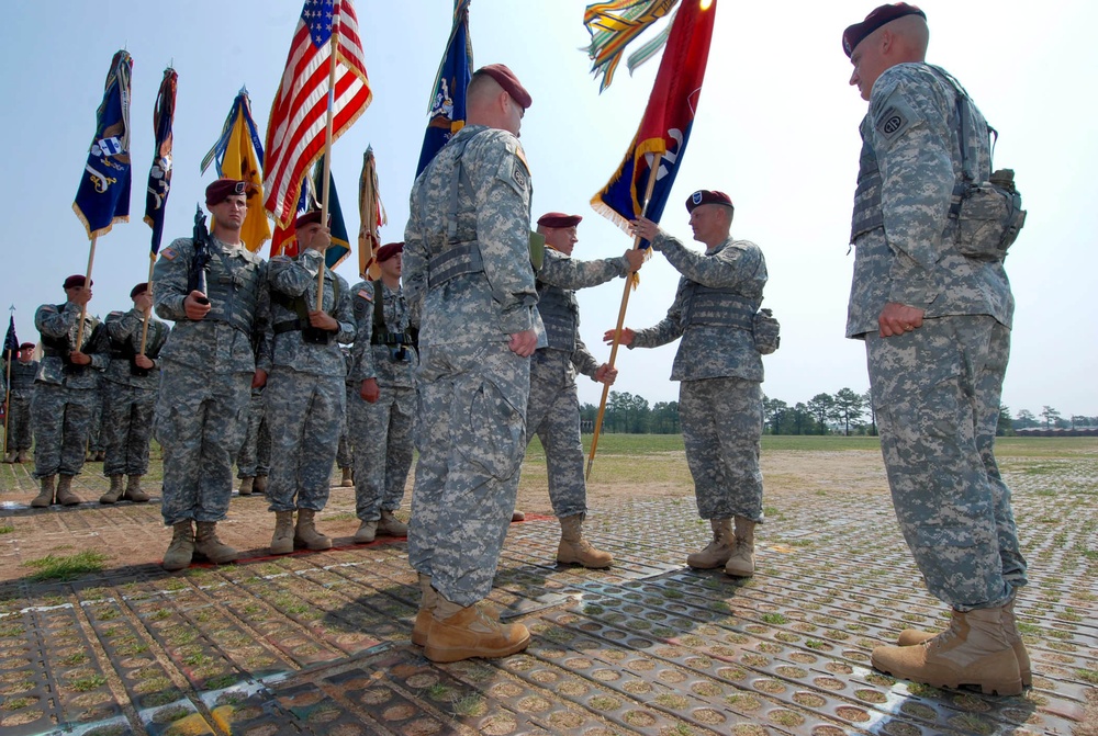 Col. Christopher P. Gibson takes command of lead &quot;Surge&quot; Brigade