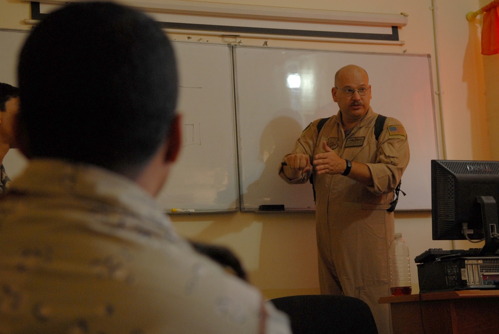 Airmen Train Iraqi Air Force Members