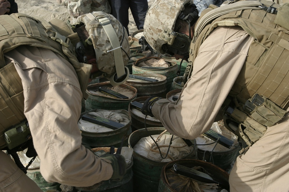 Subyhat weapons cache discovered